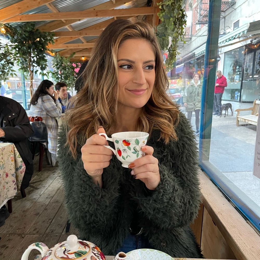 Meet your Posher, Carla